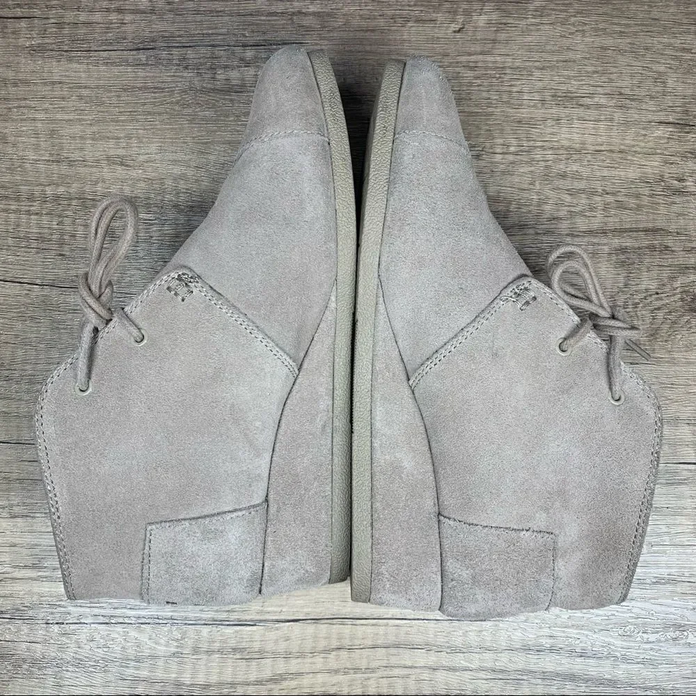 ‎TOMS~Desert Wedge~Taupe~Suede Ankle Booties~Youth~ Size 6~Lace Up
